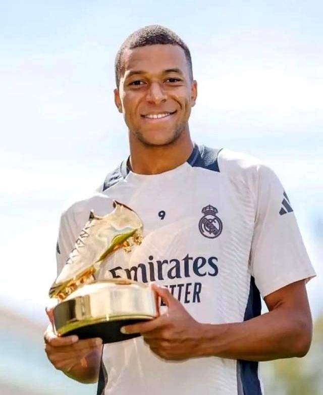 葡媒：葡足协准备为C罗的红牌上诉，确保C罗能参加世界杯首战