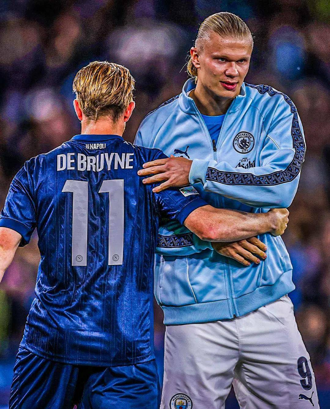 活久见，阿根廷杯决赛独立队主帅用脚绊倒对手拖延时间被罚下