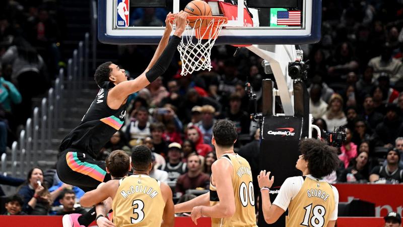 周琦内线统治力大爆发