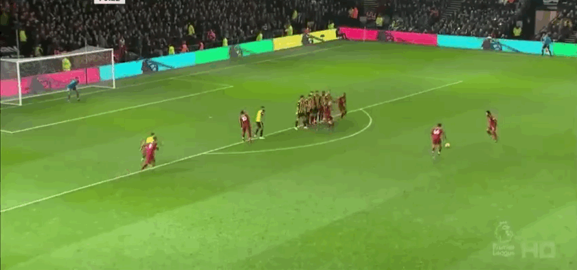 记者：伊萨克已回归纽卡训练，本周他将与俱乐部讨论未来